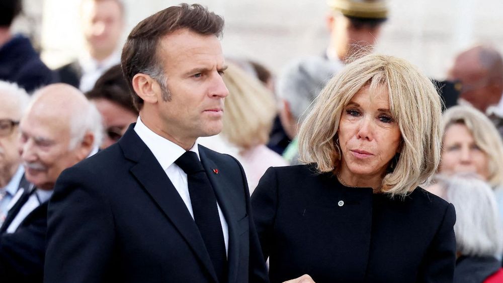 Emmanuel Macron et Brigitte réapparaissent en public, première sortie scrutée après la gifle