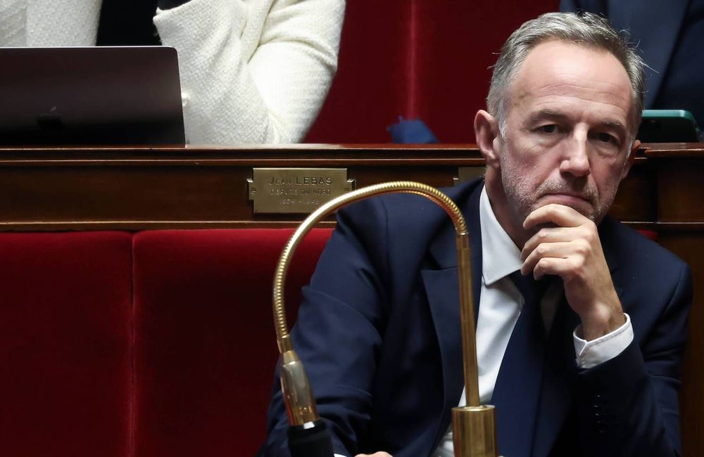 Emmanuel Grégoire, candidat à Paris, révèle avoir subi des violences sexuelles lors d'activités périscolaires