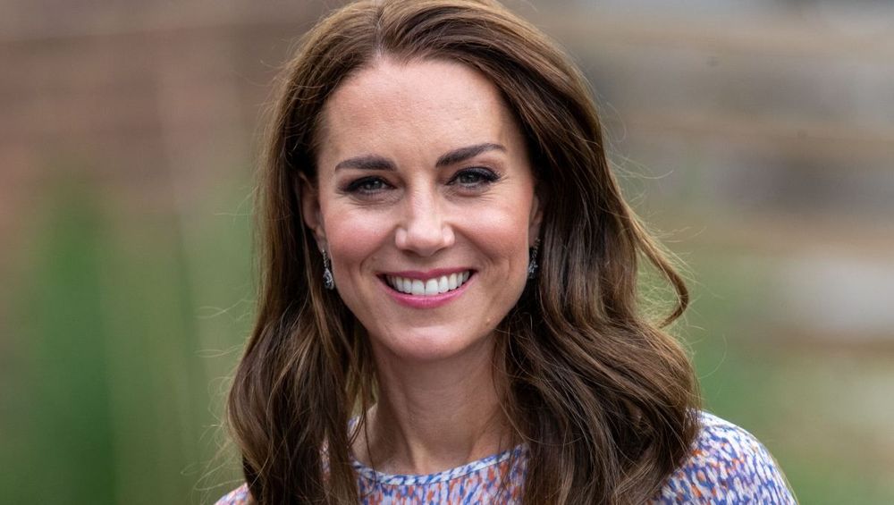 Kate Middleton remplacée par son sosie ? Cette dernière brise le silence