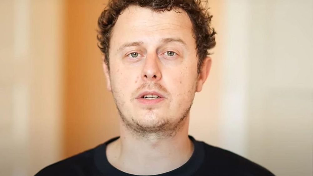 Norman Thavaud accusé de viol, il sort enfin du silence