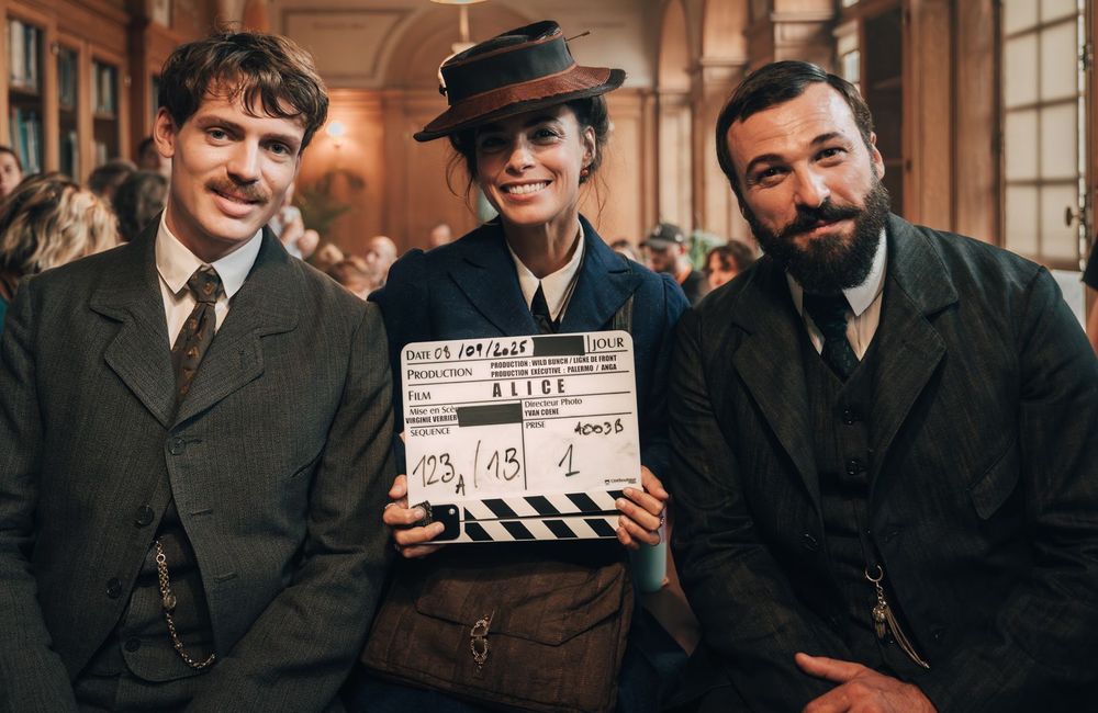 Bérénice Bejo en pionnière du cinéma dans « Alice », nouvelle série d’époque qui nous fait déjà de l’œil