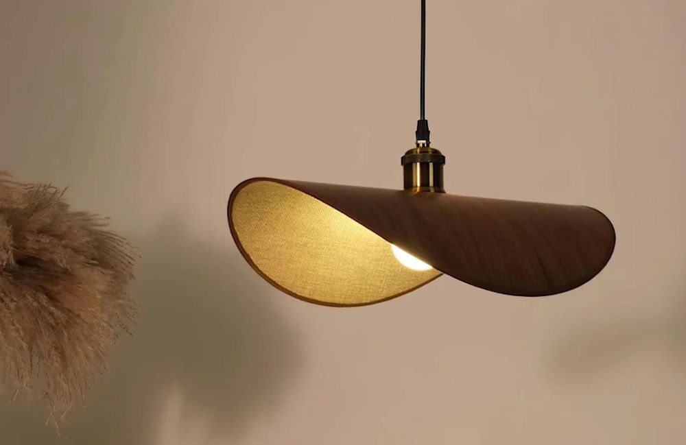 Cette suspension « glossy » attire tous les regards : le DIY à tester