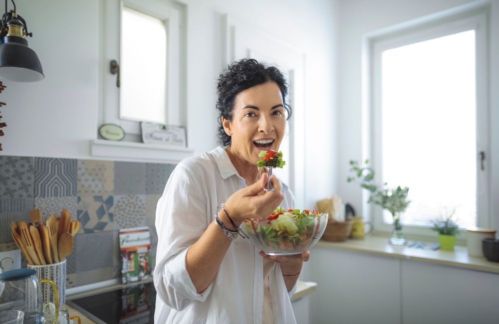 Ménopause : voici deux aliments à éviter pour atténuer les symptômes