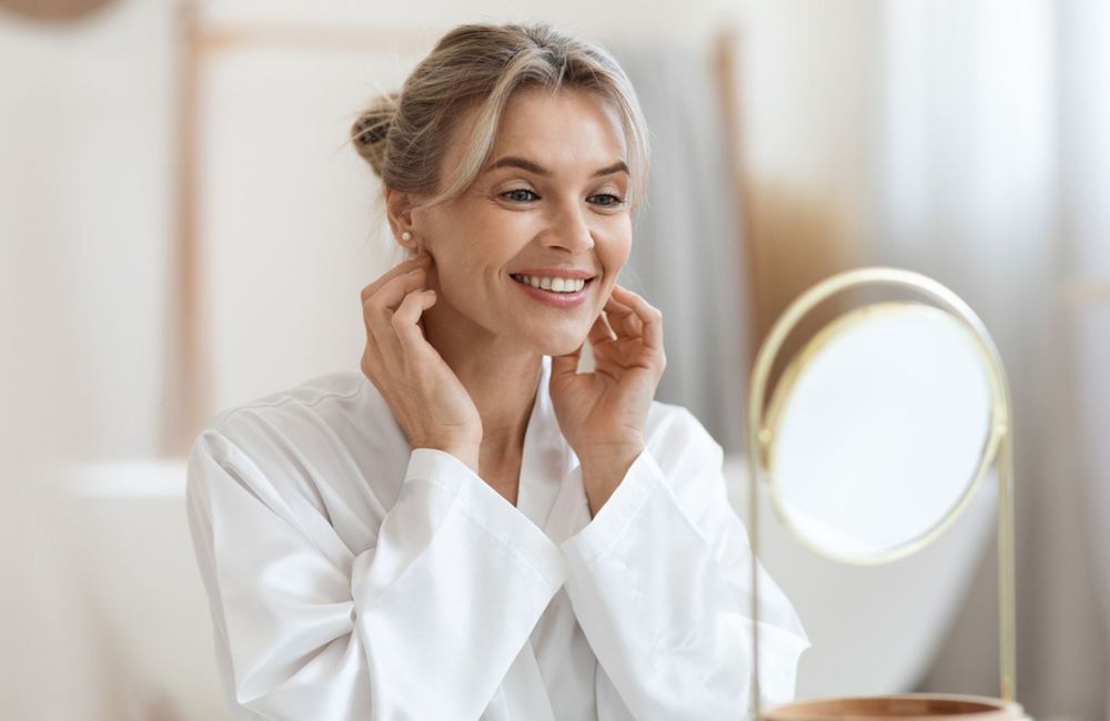 Selon les dermatologues, voici les nutriments indispensables pour la peau après 40 ans
