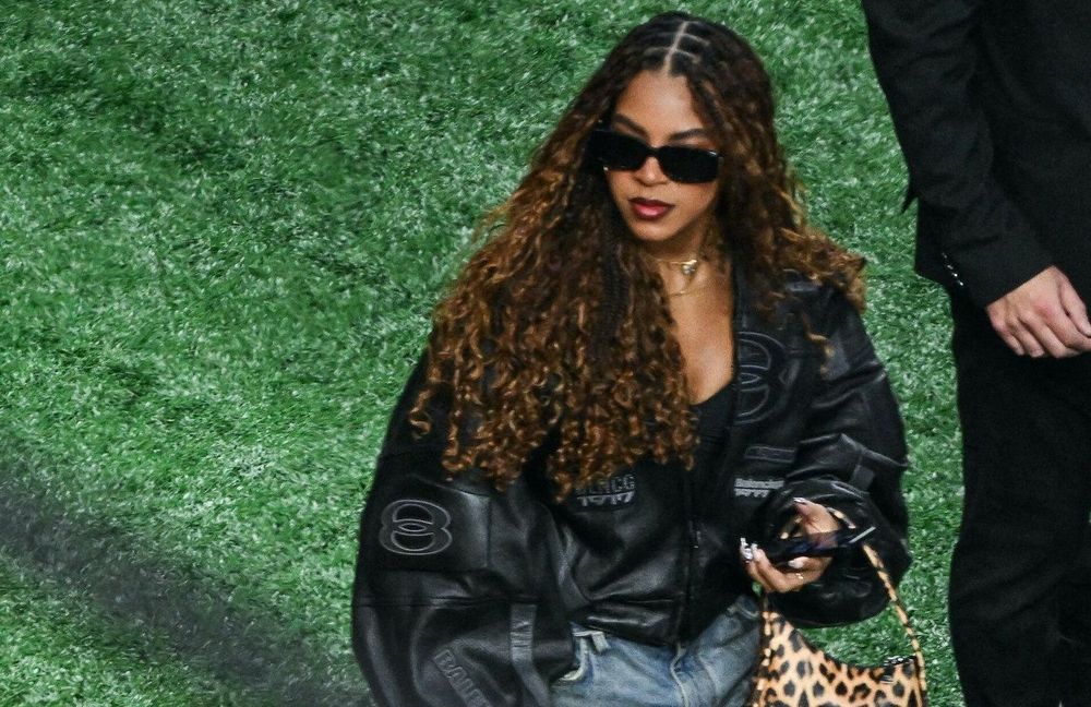 Pourquoi le sac audacieux de Blue Ivy, la fille de Beyoncé, est-il devenu viral ?