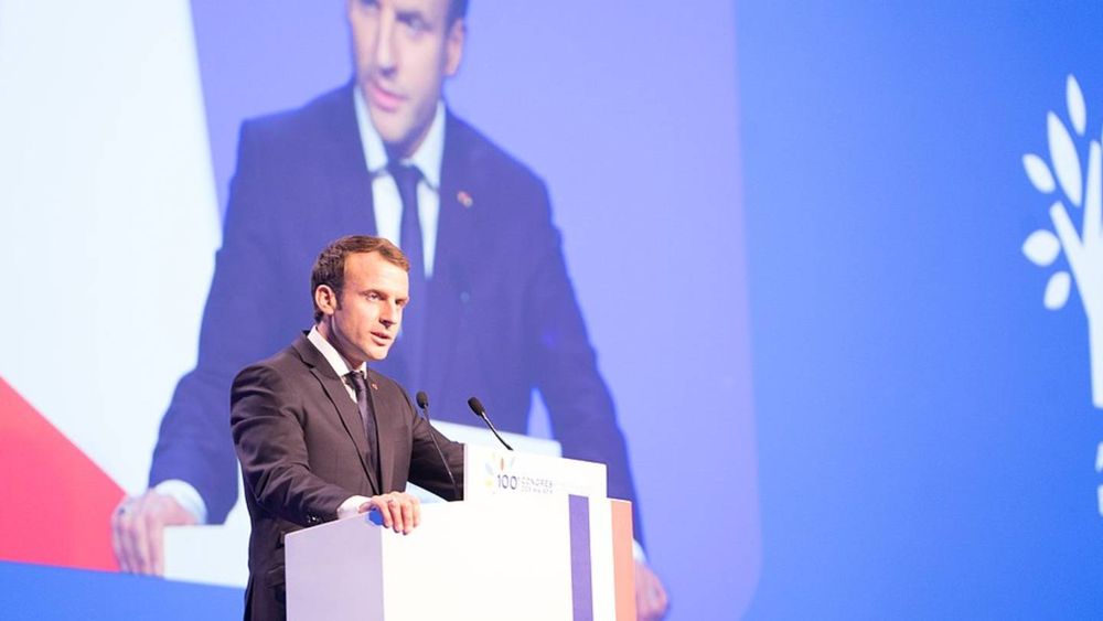 Hausse de la pension de retraite, assurance chômage... Les promesses de Macron pour votre budget