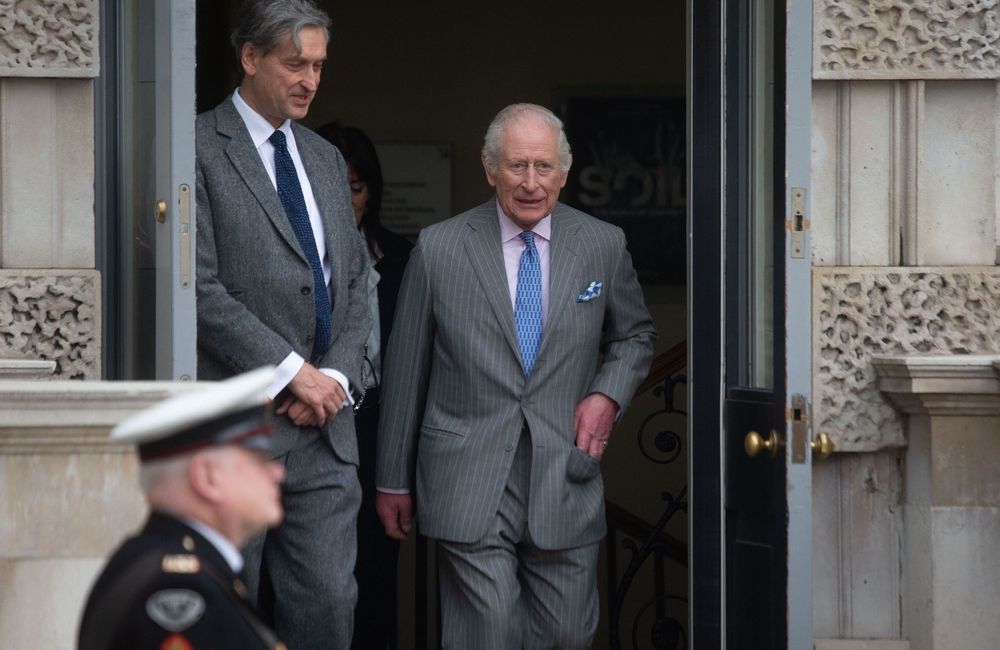 Charles III : des « effets secondaires » de son traitement contre le cancer l’obligent à restreindre son agenda
