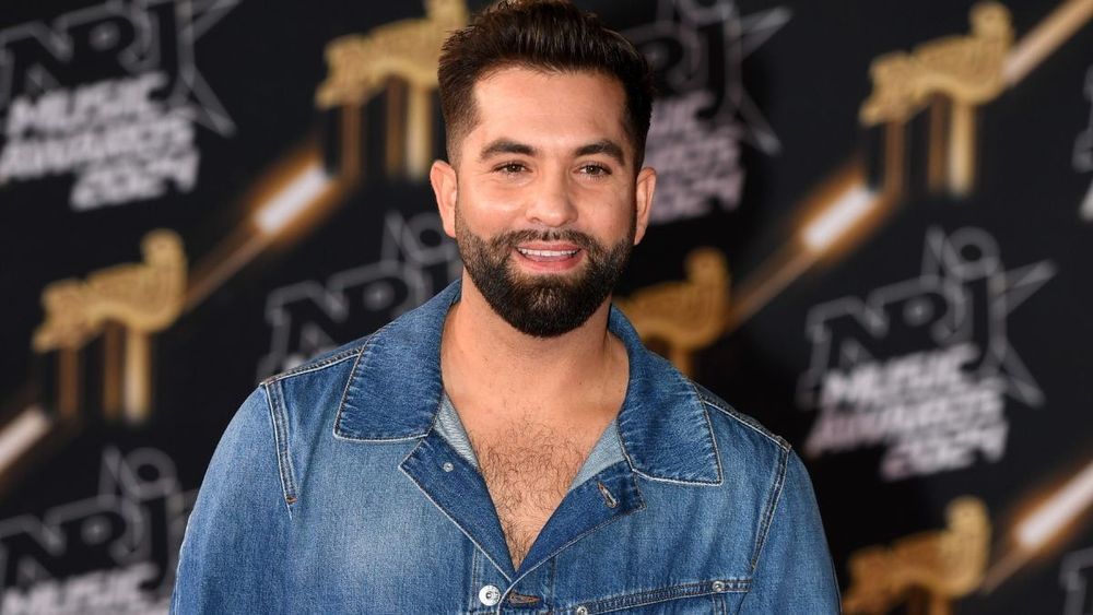 Kendji Girac de nouveau papa ! Il révèle un cliché tendre pour annoncer la nouvelle