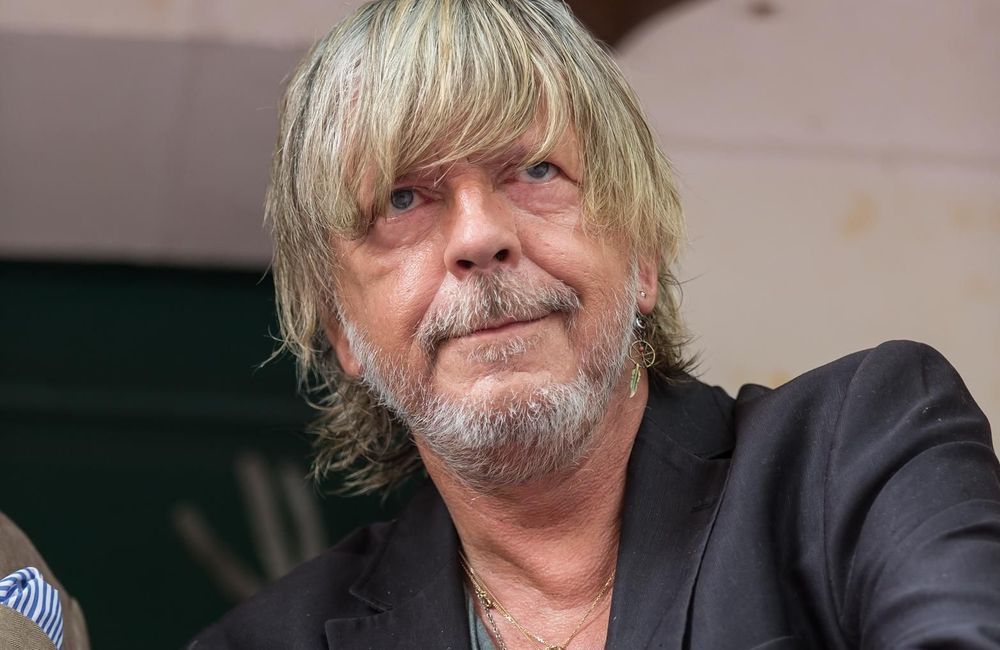 Renaud : Dominique, Lolita, Romane... les femmes de sa vie