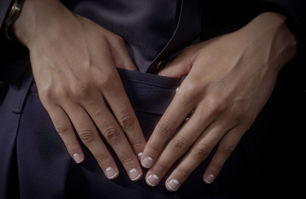 Ongles courts : cette manucure chic détrône la French cet été