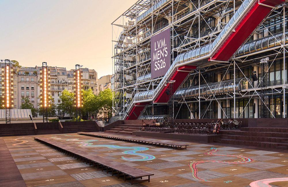 Quand les décors de défilés deviennent de véritables installations architecturales