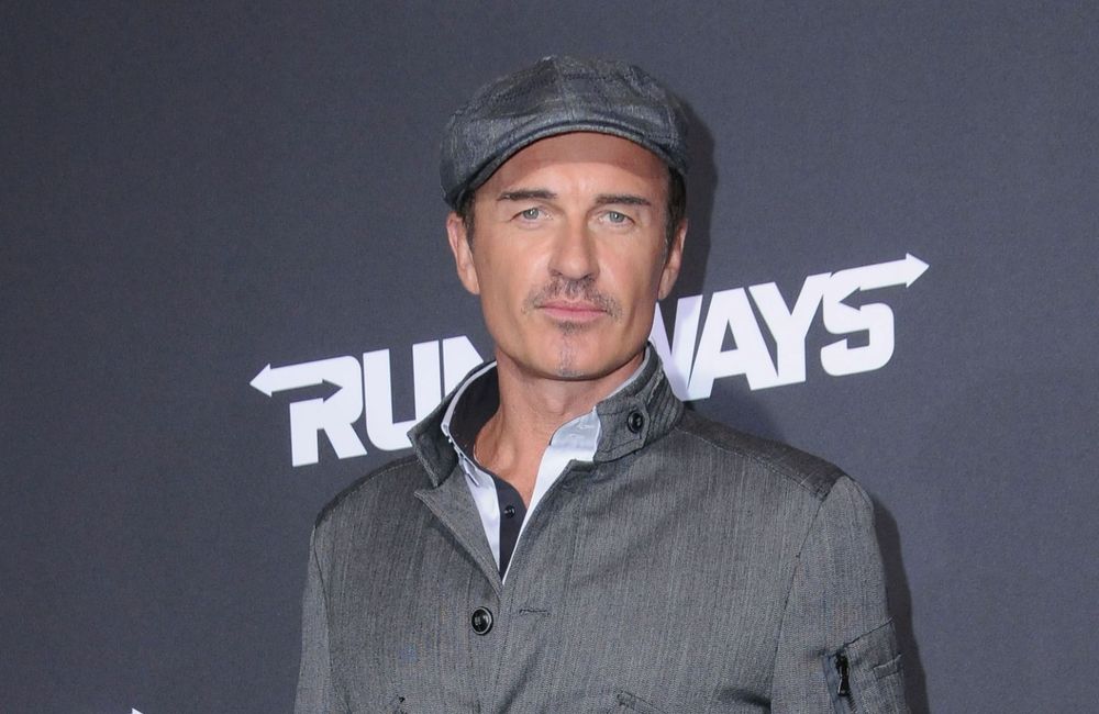 Mort de Julian McMahon : la mère de sa fille sort du silence et partage un cliché déchirant