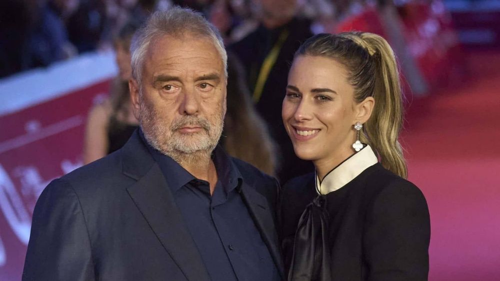 "Je n'ai jamais aimé un homme autant que lui" : Sarah Saldmann se confie sur sa relation amoureuse avec Luc Besson