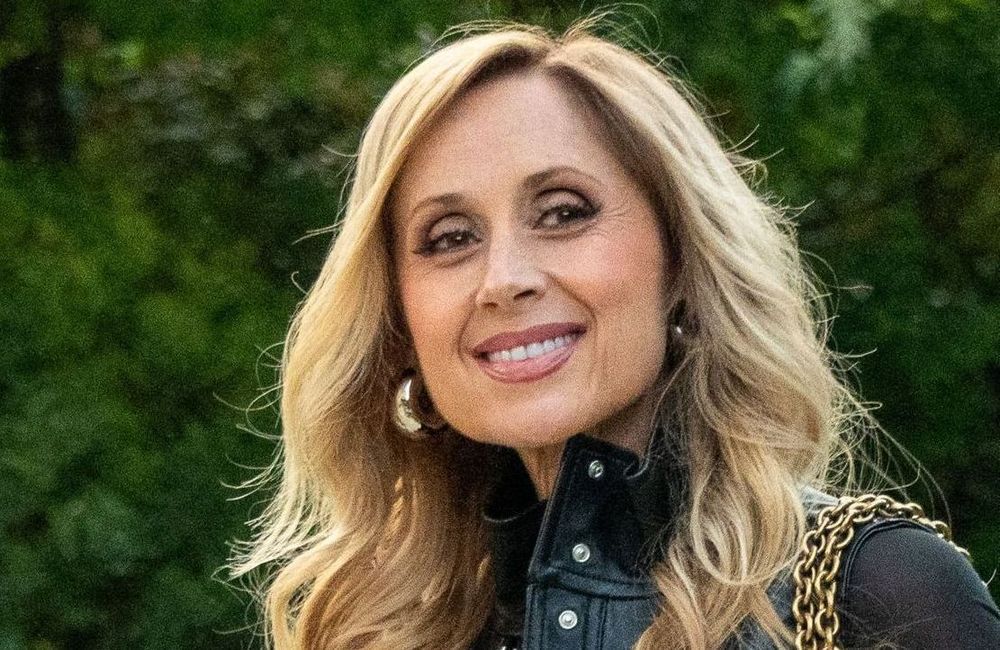 « Elle est vraiment très belle » : Lara Fabian mère protectrice, ses confidences sur sa fille Lou