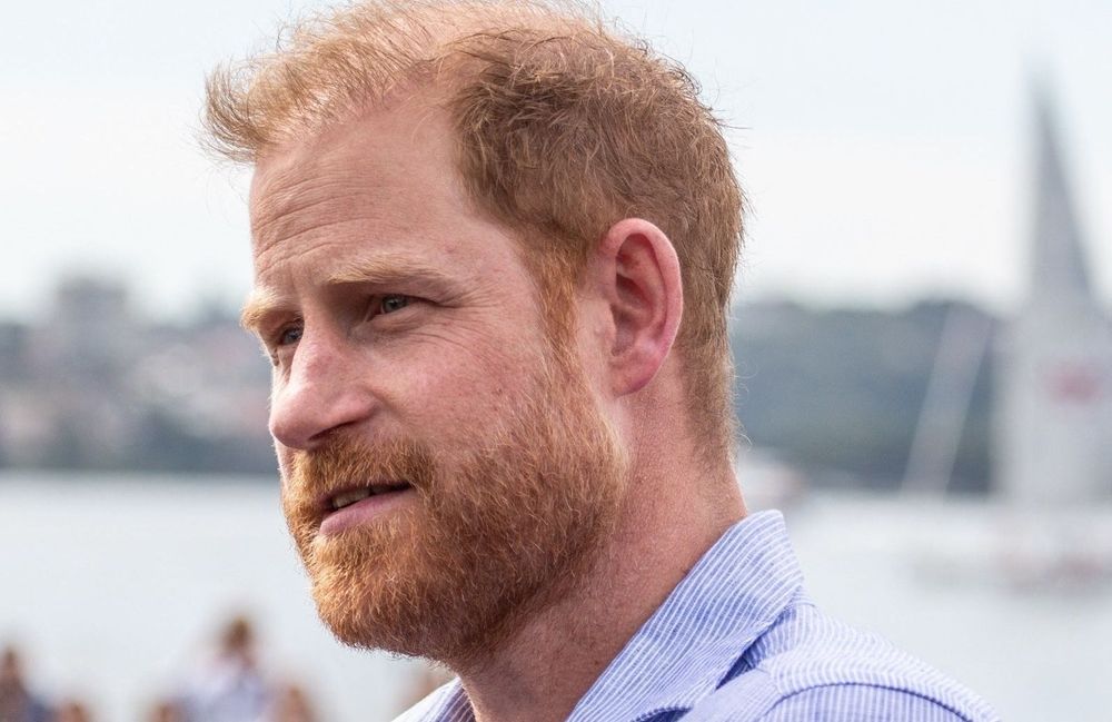 Le prince Harry de retour à Londres sans Meghan ni ses enfants : pas de retrouvailles avec Charles III
