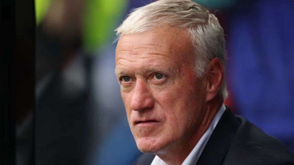 "On a hâte de le revoir" : après les obsèques de sa mère Ginette, Didier Deschamps est de retour à Boston avec les Bleus