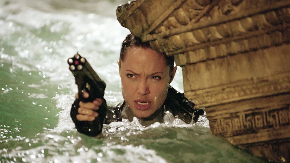 Angelina Jolie (Tomb Raider) : cette partie intime retouchée pour le film, ce n’est pas celle que l’on croit