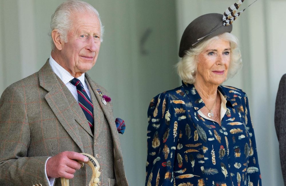 Charles III et Camilla « profondément tristes », ils rendent un hommage bouleversant à Maggie Smith