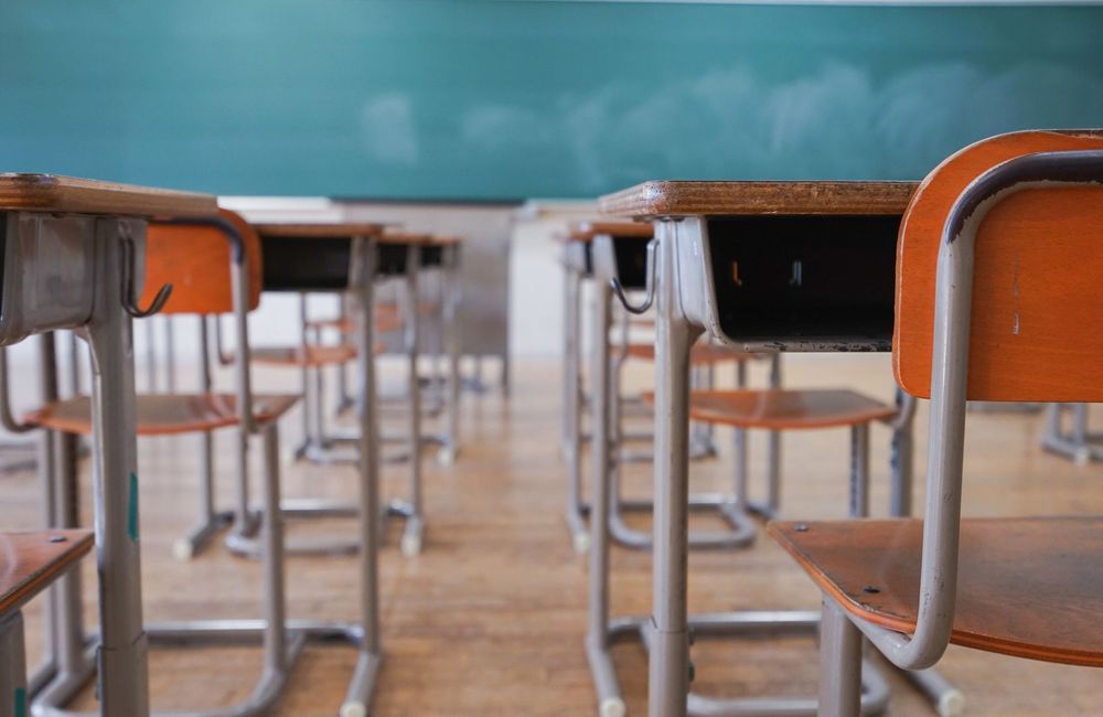 Qu’est-ce que le temps d’échange sur le racisme et l'antisémitisme à l'école demandé par Emmanuel Macron ?