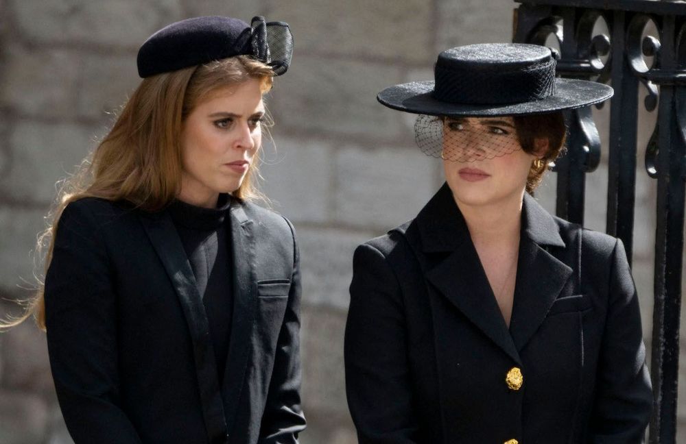 Déchéance du prince Andrew : quelles conséquences sur ses filles Eugenie et Beatrice d’York ?