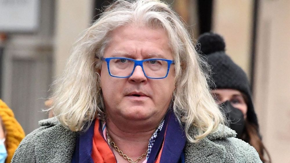 Pierre-Jean Chalençon en larmes, il craque en direct : "Je ne suis pas antisémite, j'ai une Mezouzah à la maison"
