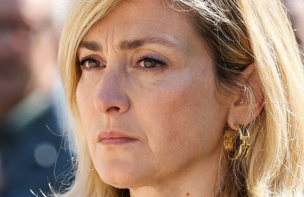 Julie Gayet : ses déclarations sans filtre sur la ménopause
