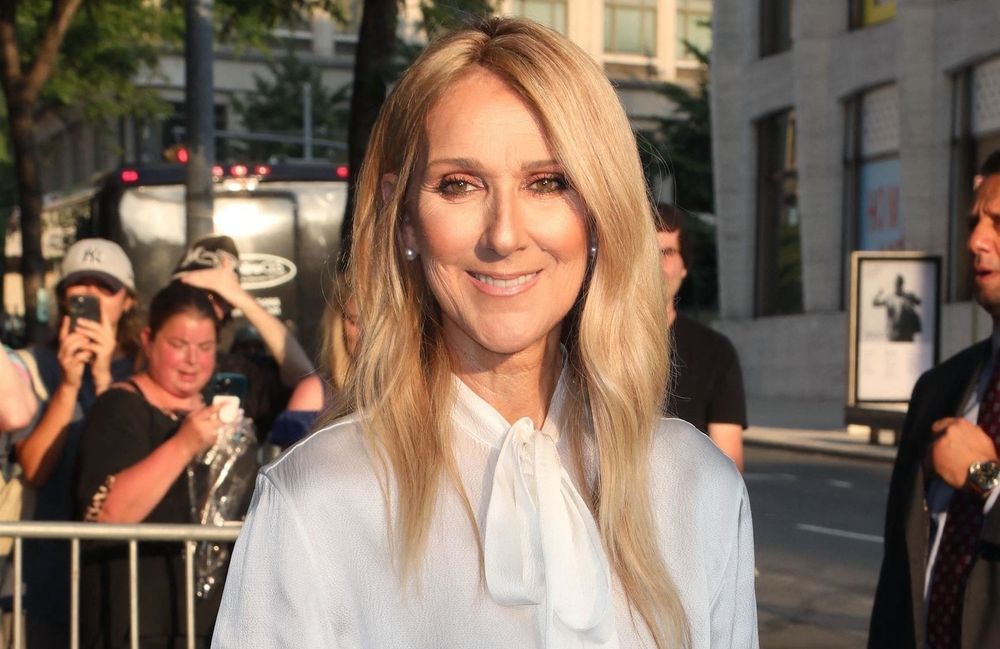 Céline Dion ravive nos souvenirs d’adolescence avec ce jean audacieux