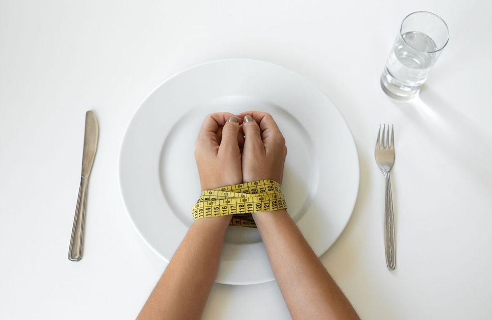 Fin de SkinnyTok ? : ce que prévoit l’État contre les contenus qui banalisent les TCA