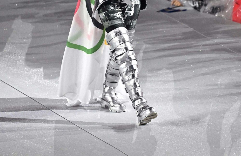 Jeanne Friot et Both mettent en vente les bottes chevaleresques portées par la cavalière des Jeux olympiques