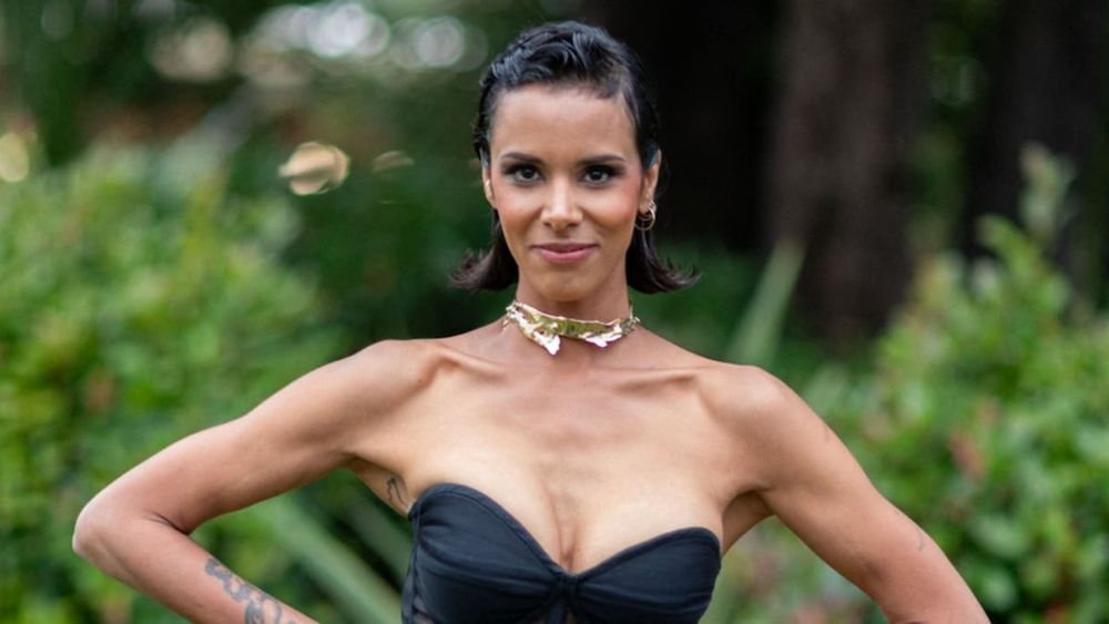 "Beaucoup de fierté..." : La chanteuse Shy'm s'engage dans l'armée, les militaires exultent