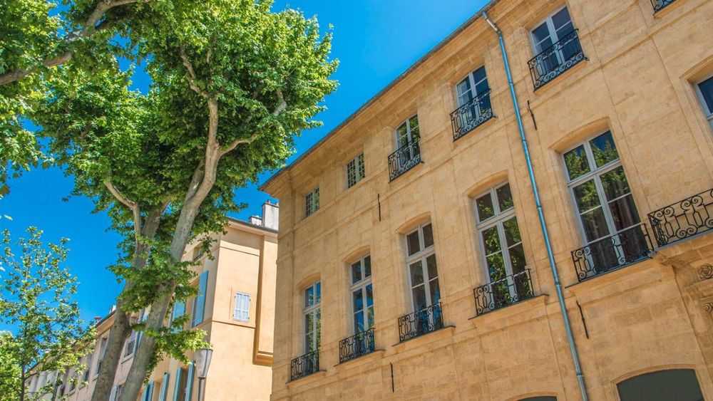 Immobilier à Aix-en-Provence : tout savoir sur les prix à la location et à l'achat en mars