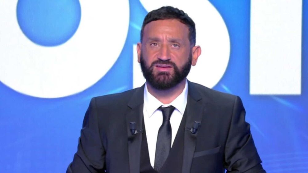 Cyril Hanouna : en direct de TPMP, il apprend que sa mère s'est fait agresser !