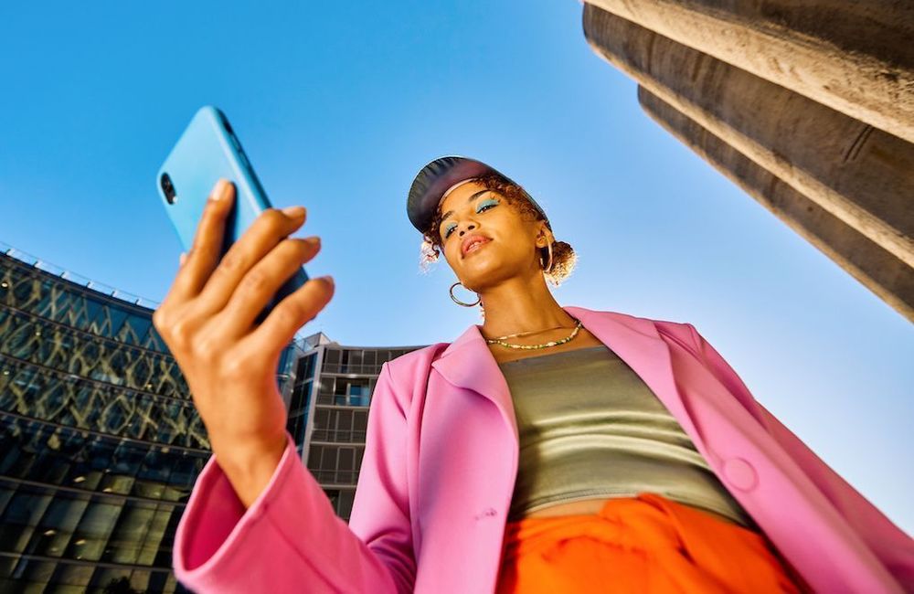 L’Unesco lance une formation pour les influenceurs afin de déjouer les fake news : en quoi consiste-t-elle ?