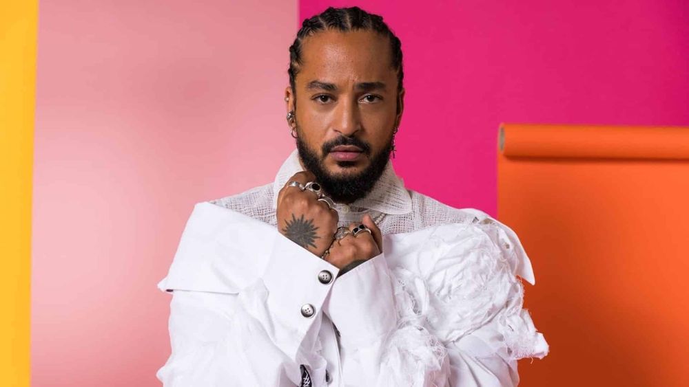 Slimane : après les accusations d'agressions sexuelles, il quitte la France !