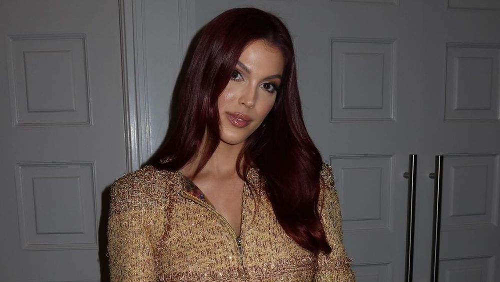 Iris Mittenaere : les internautes l'interpellent par rapport à son nouvel amoureux