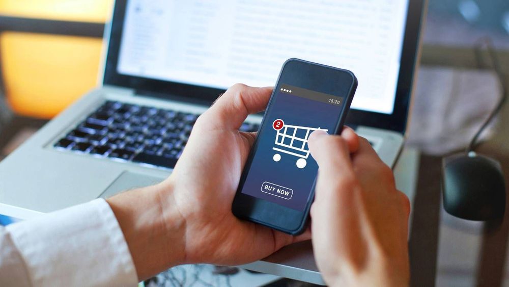 Black Friday : faut-il enregistrer son numéro de carte bancaire sur les sites marchands ?