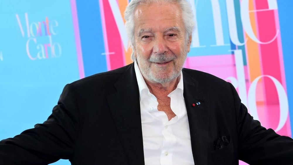 Pierre Arditi, en couple depuis quarante ans, révèle faire chambre à part avec son épouse : “Je n’impose pas à ma femme…”