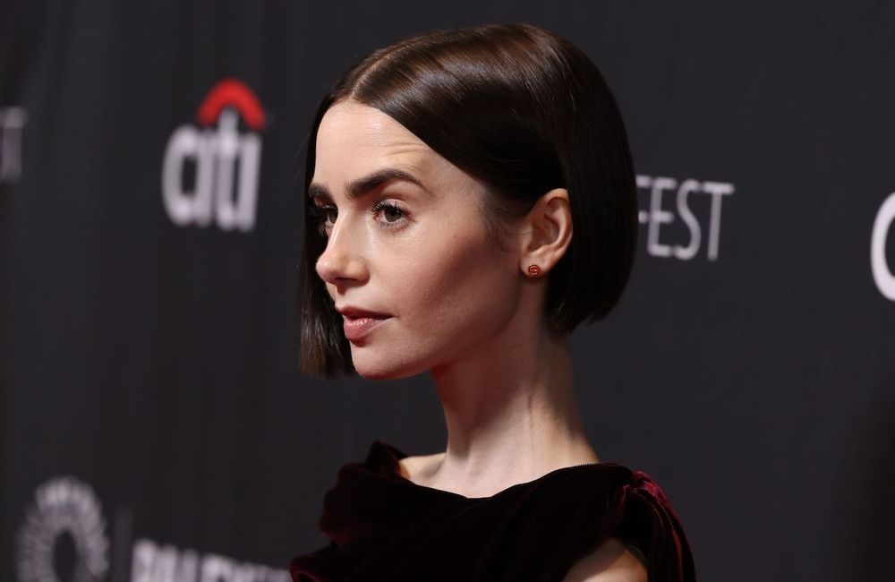 Lily Collins rend hommage à l’actrice Audrey Hepburn dans un délicat message