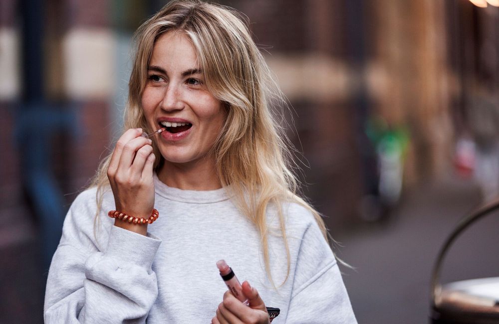 Maquillage des lèvres : la technique qui s'adapte (enfin) à la forme de votre visage