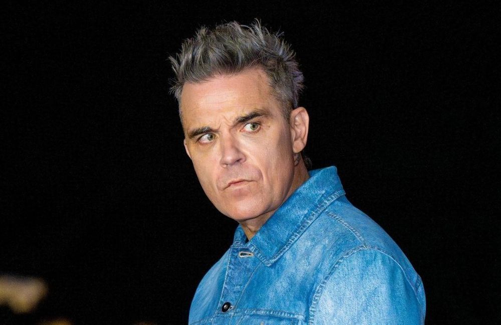 « Je ne vois plus comme avant » : Robbie Williams évoque les conséquences de ses injections pour maigrir
