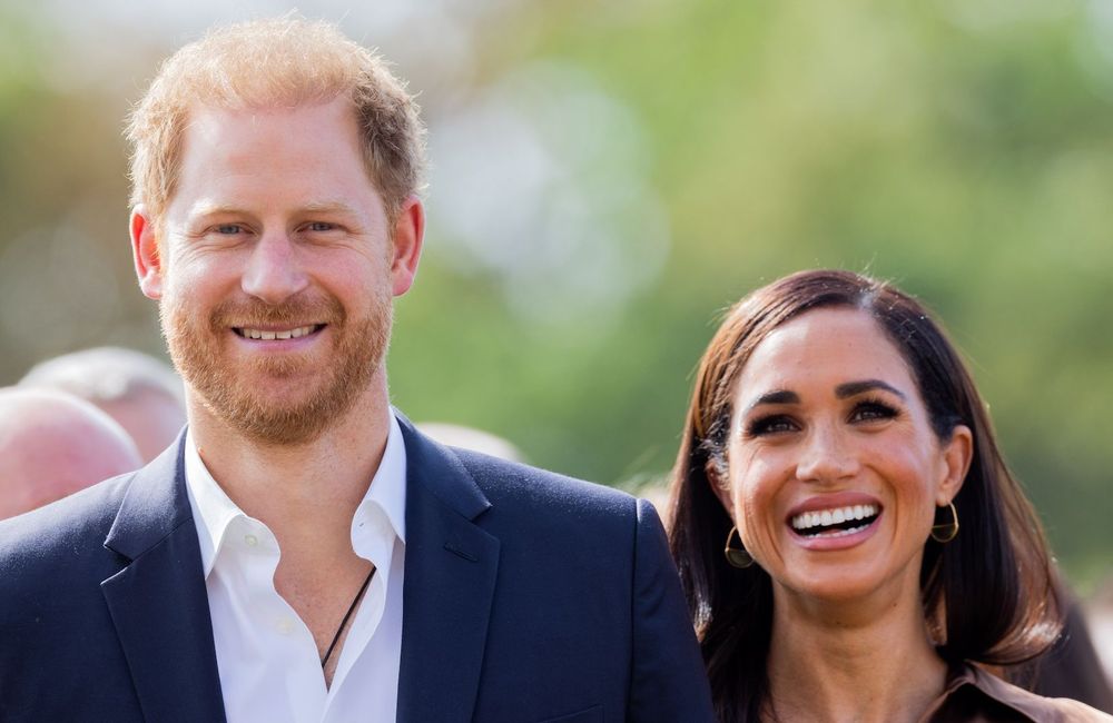 Pour leurs 8 ans de mariage, Meghan Markle dévoile des photos inédites de son union avec Harry