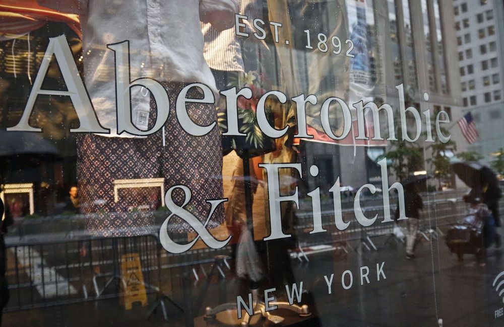 Mike Jeffries, ex-PDG d’Abercrombie & Fitch, inculpé pour trafic sexuel