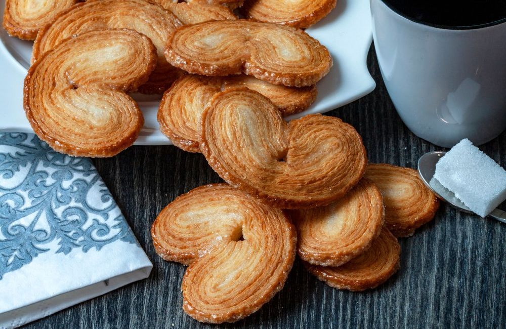 Il vous reste de la pâte feuilletée ou de la frangipane de votre galette maison, voici les 2 recettes à préparer