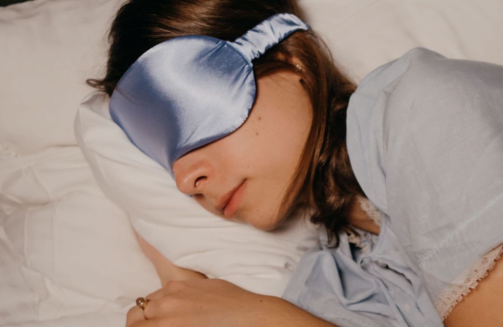 Vous dormez nue pendant la canicule ? Voici pourquoi les experts le déconseillent