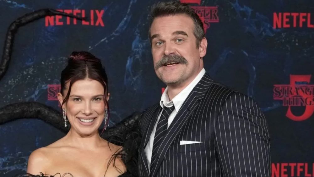 Stranger Things : Millie Bobby Brown harcelée par David Harbour ? Elle brise le silence pour la première fois !