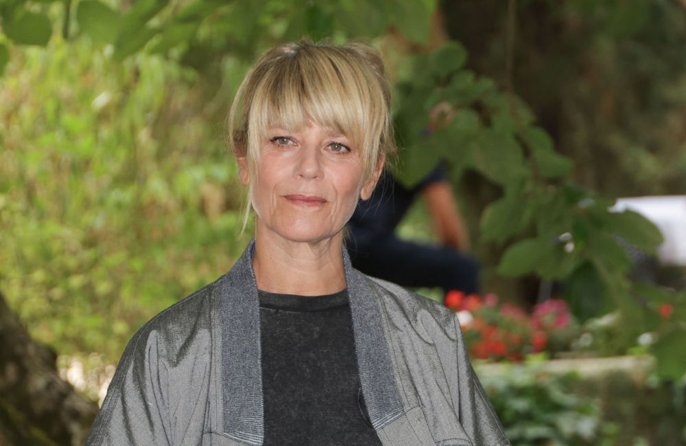 « J’ai considéré qu'il m'avait abandonnée » : Marina Foïs évoque avec émotion la mort de son frère