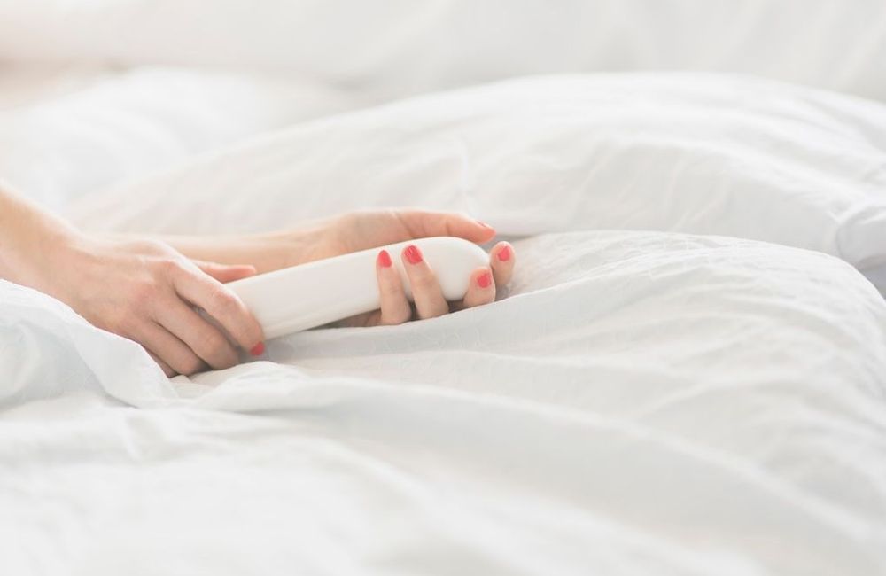 Masturbation : qu’est-ce que la méthode de « l’enroulement », pour modifier les vibrations de votre sextoy ?