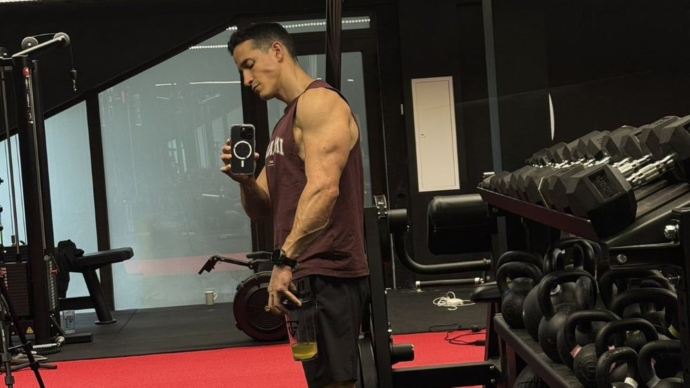 "Musclé, riche, célèbre", Tibo InShape massacre ses détracteurs