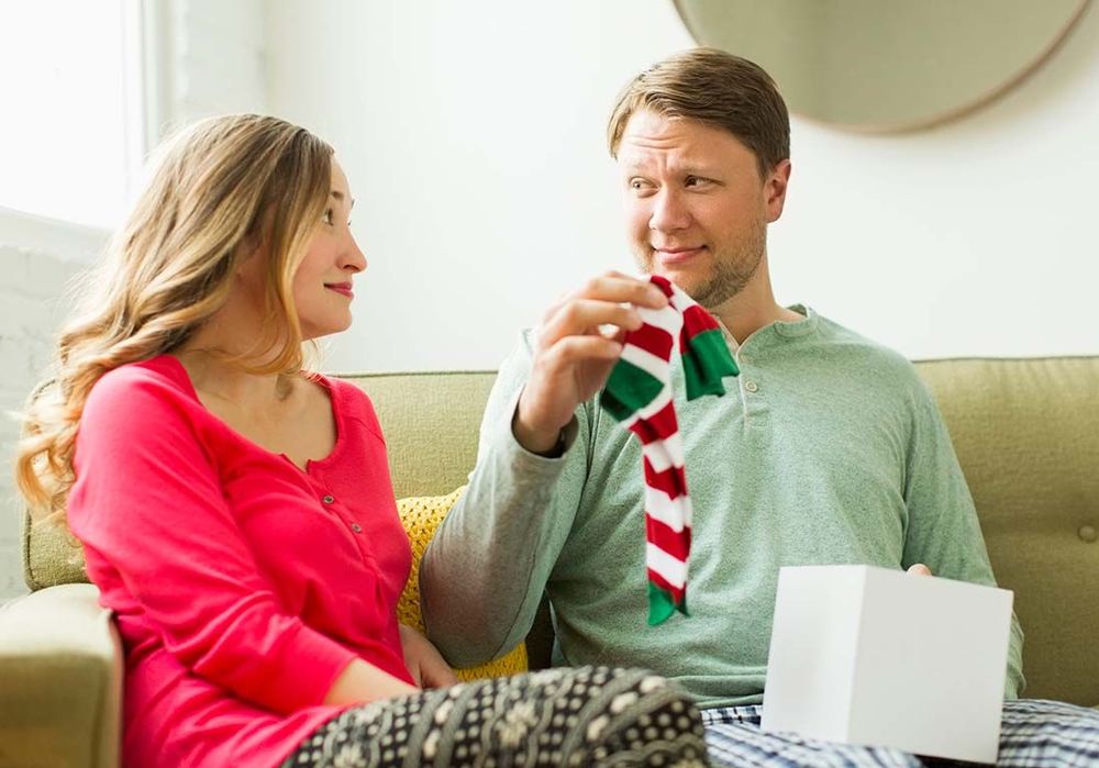 Pourquoi les cadeaux de Noël nous plombent le moral