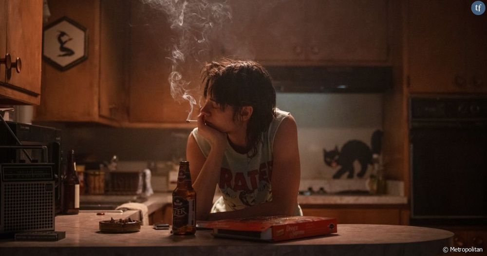 Kitsch, sexy, badass : pourquoi Kristen Stewart trouve selon nous son meilleur rôle dans "Love Lies Bleeding", l'ovni queer à voir en salles